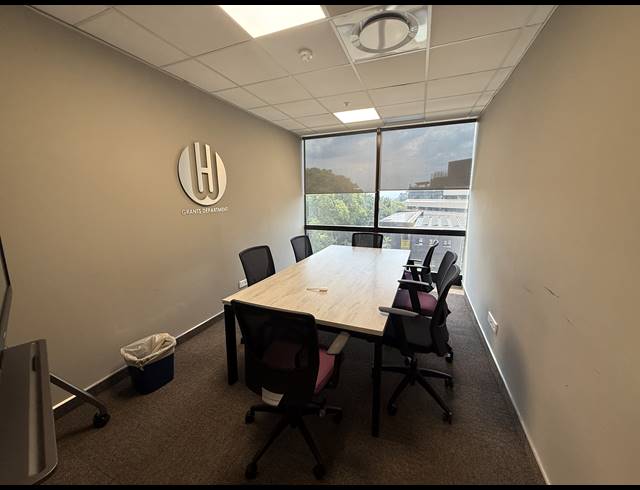5,054M² BUILDING FOR SALE IN PARKTOWN
